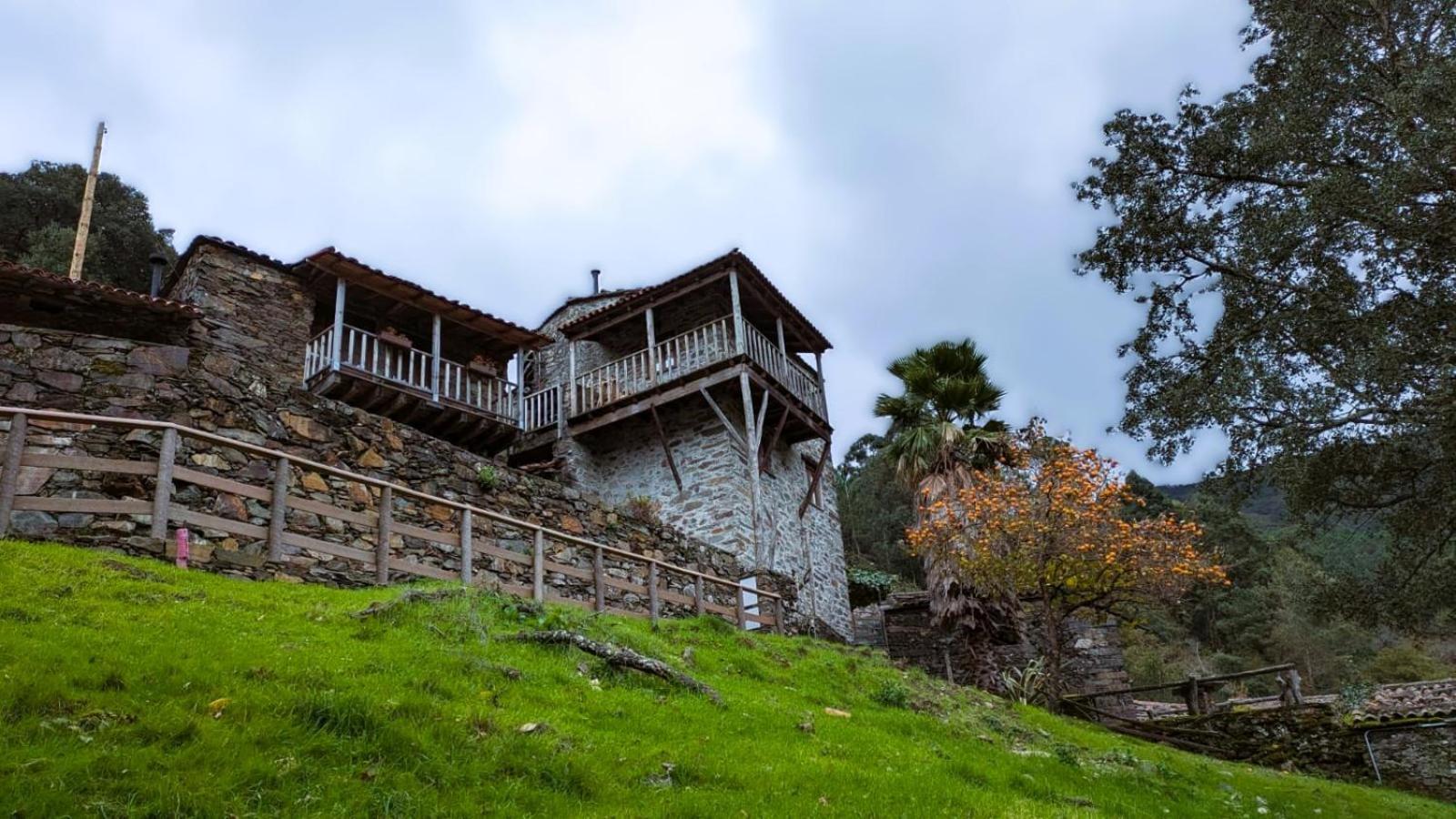 Villa Casa Dos Desenhos Lousã Exterior foto